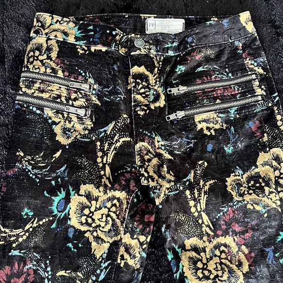 Free People velvet pants size 6 - Picture 2 of 4